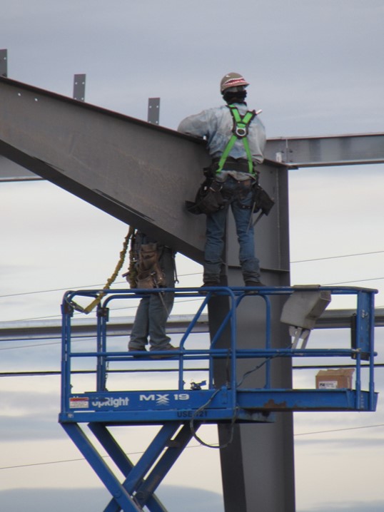 Scissor Lift Safety HazardSpotting