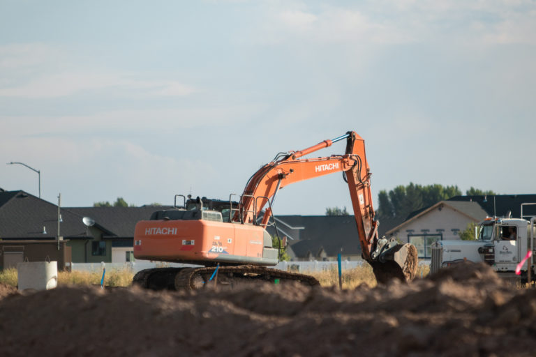 How much does an Excavator Weigh? Excavator Safety Training
