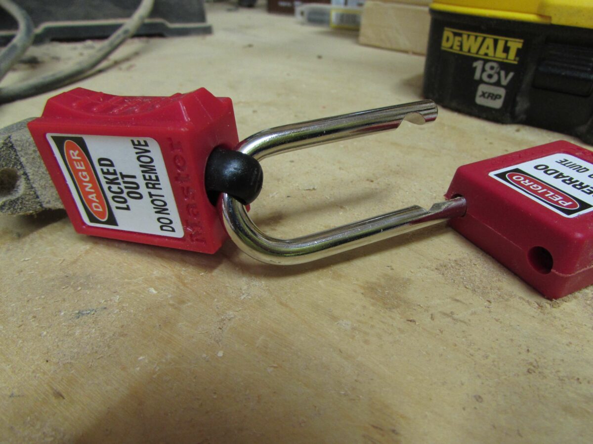 Lockout vs Tagout Understanding the Difference Hard Hat Training